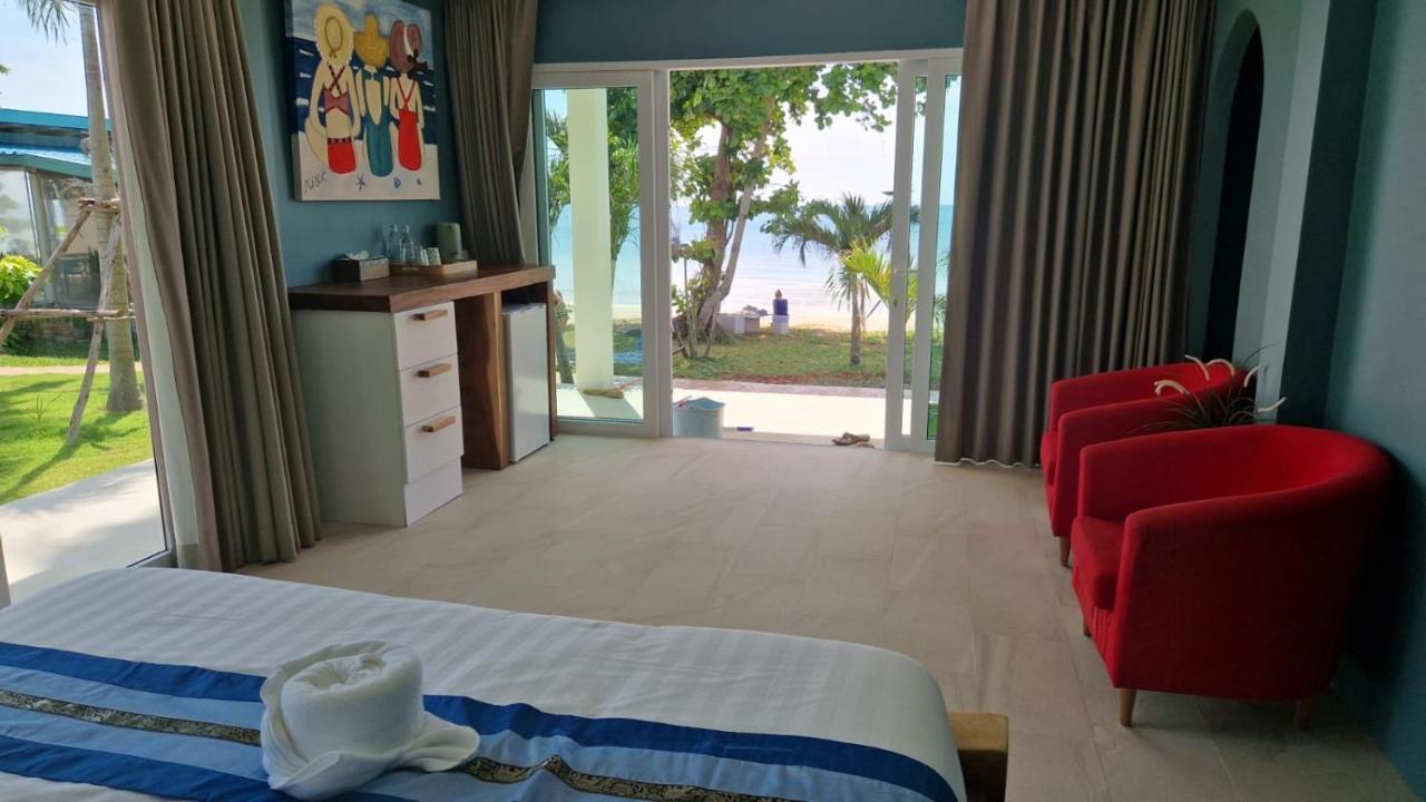 Hotel Le Petit Saint Tropez Khanom Zewnętrze zdjęcie