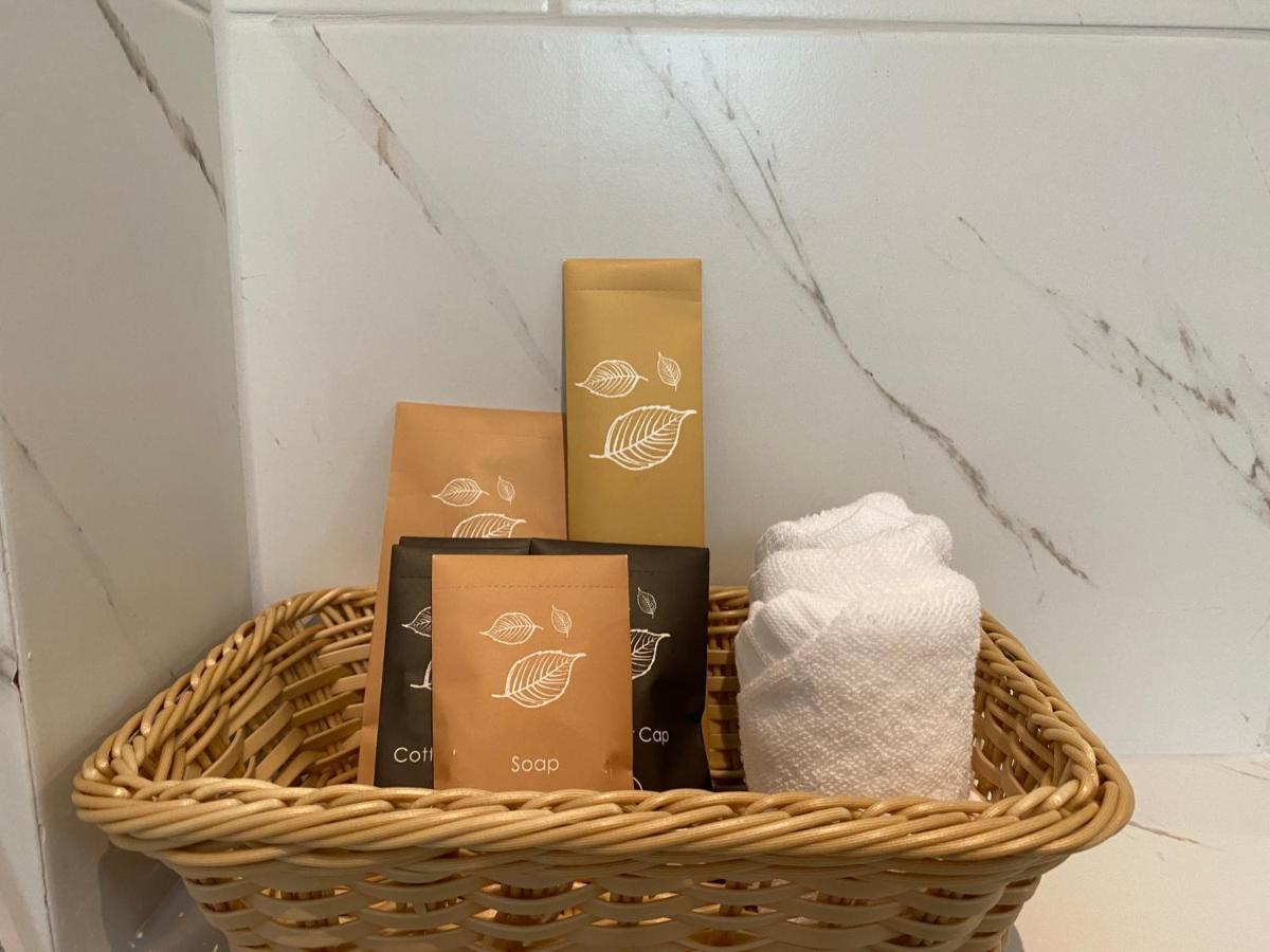 Hotel Le Petit Saint Tropez Khanom Zewnętrze zdjęcie
