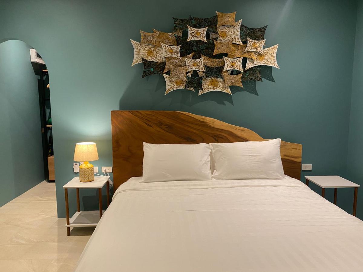 Hotel Le Petit Saint Tropez Khanom Zewnętrze zdjęcie