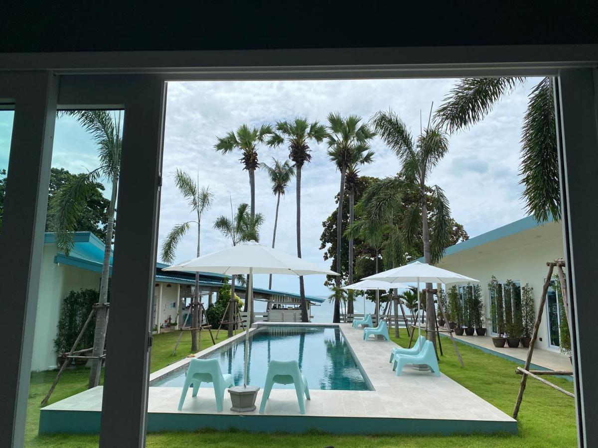 Hotel Le Petit Saint Tropez Khanom Zewnętrze zdjęcie
