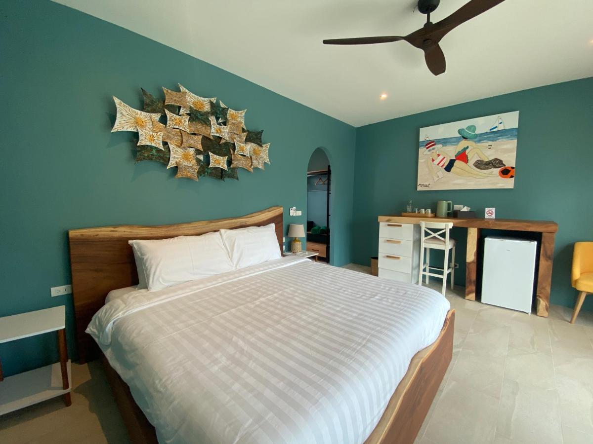 Hotel Le Petit Saint Tropez Khanom Zewnętrze zdjęcie